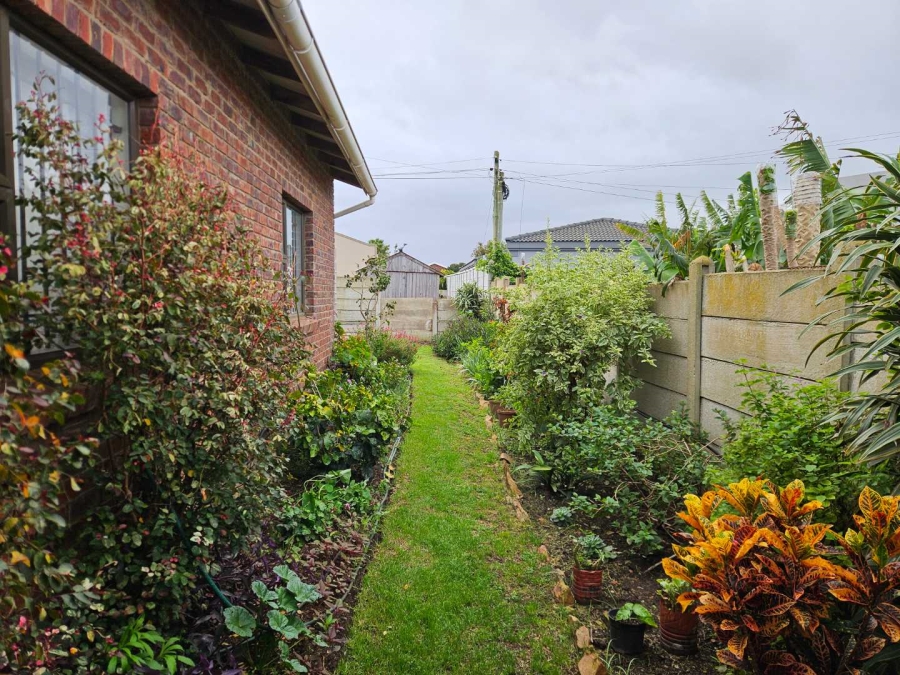 3 Bedroom Property for Sale in Jeffreys Bay Central Eastern Cape